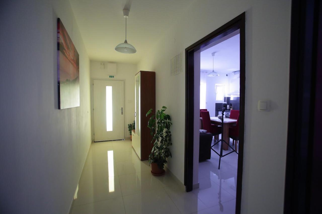 Apartman Luka Split Bagian luar foto