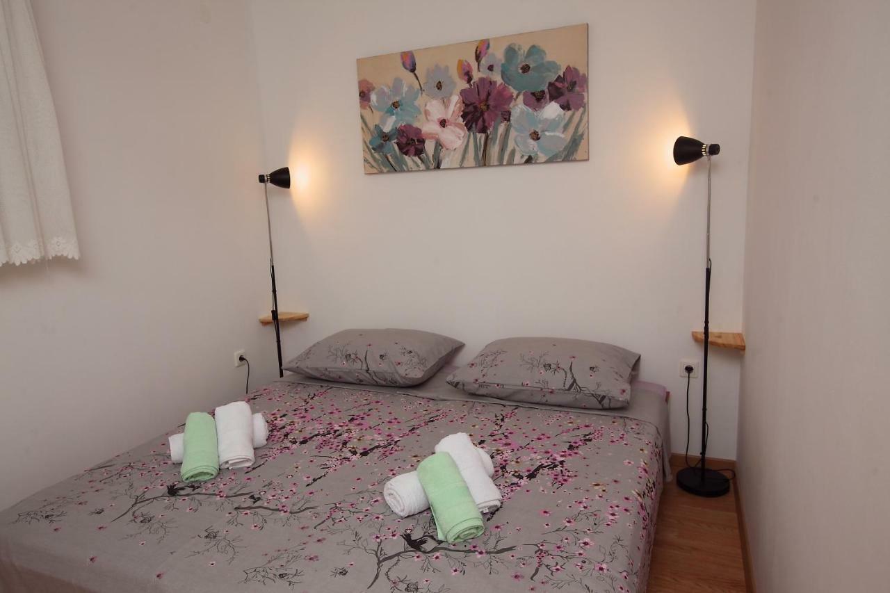 Apartman Luka Split Bagian luar foto