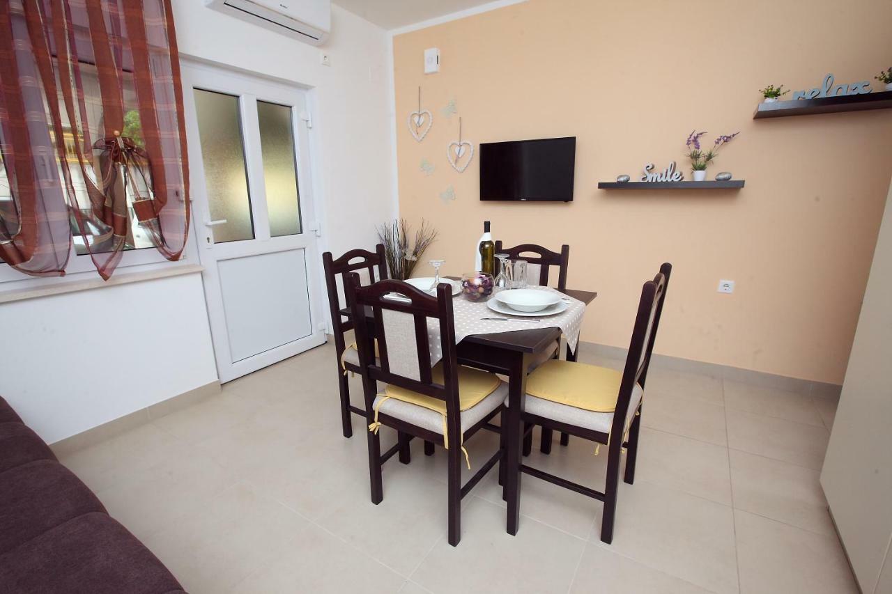 Apartman Luka Split Bagian luar foto