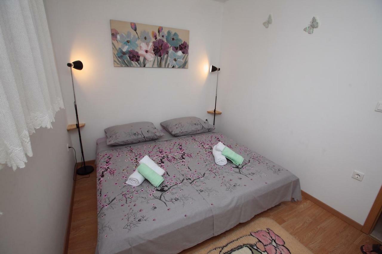 Apartman Luka Split Bagian luar foto
